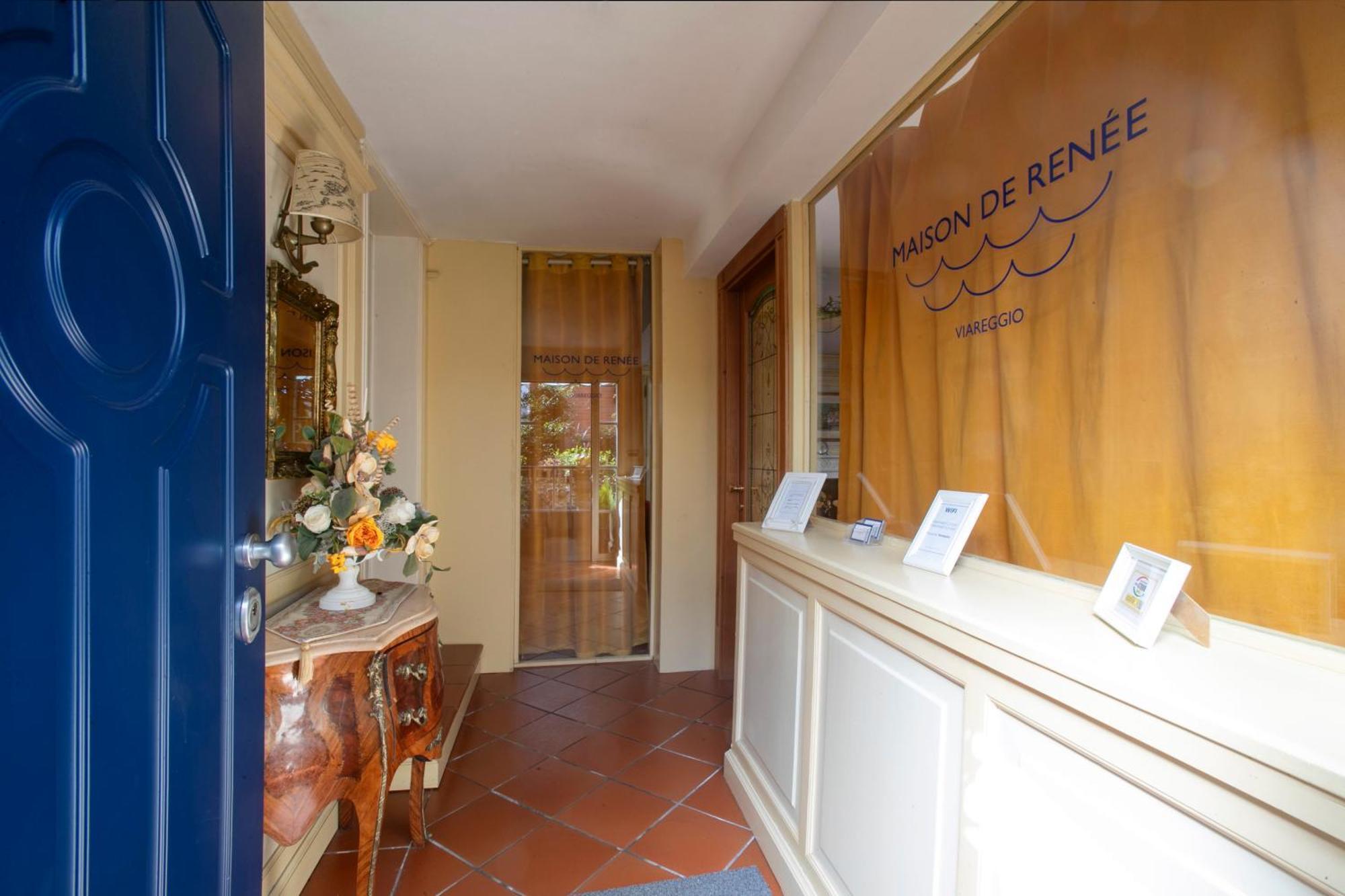 Maison Renee Виареджо Екстериор снимка