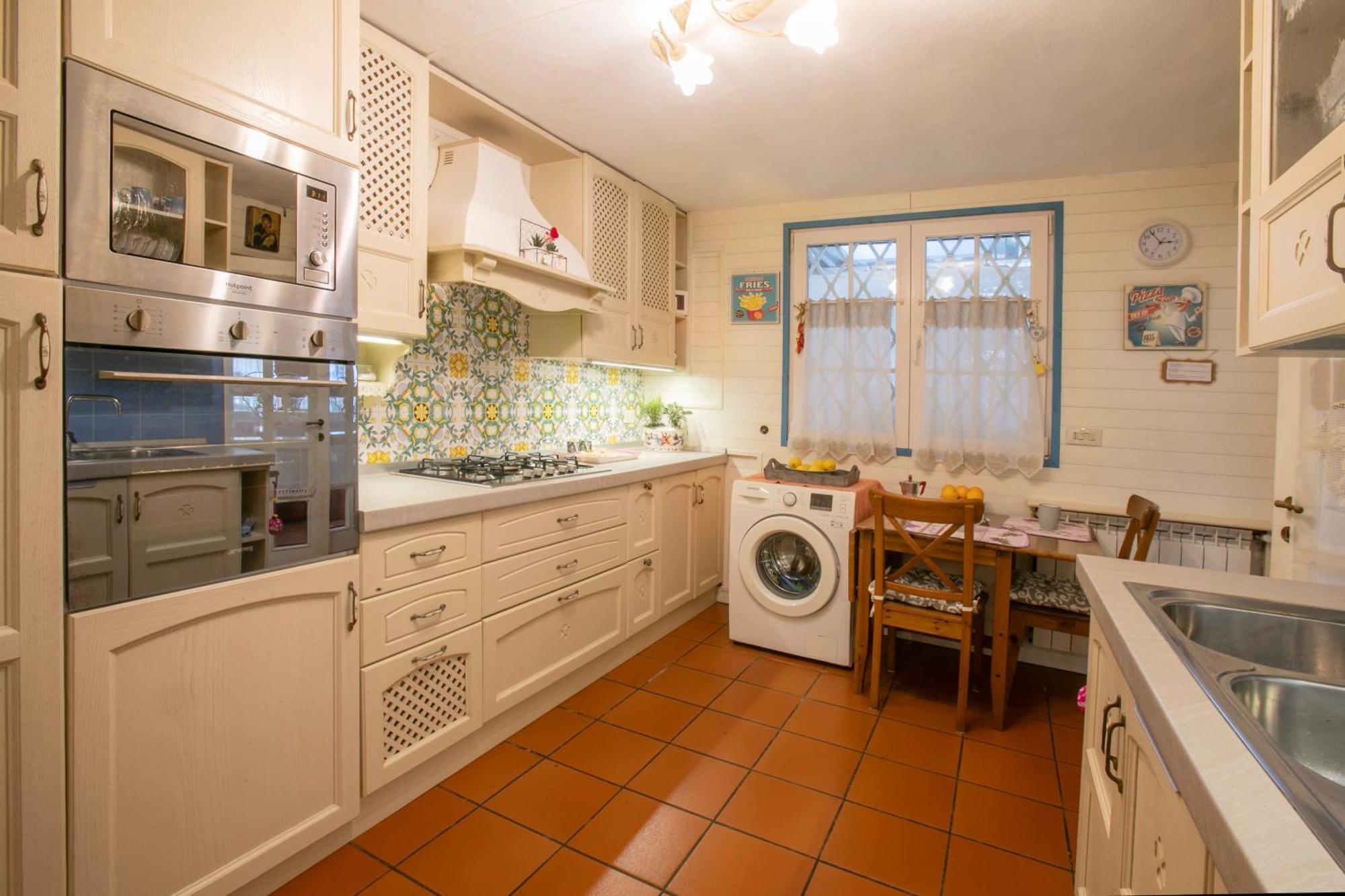 Maison Renee Виареджо Екстериор снимка
